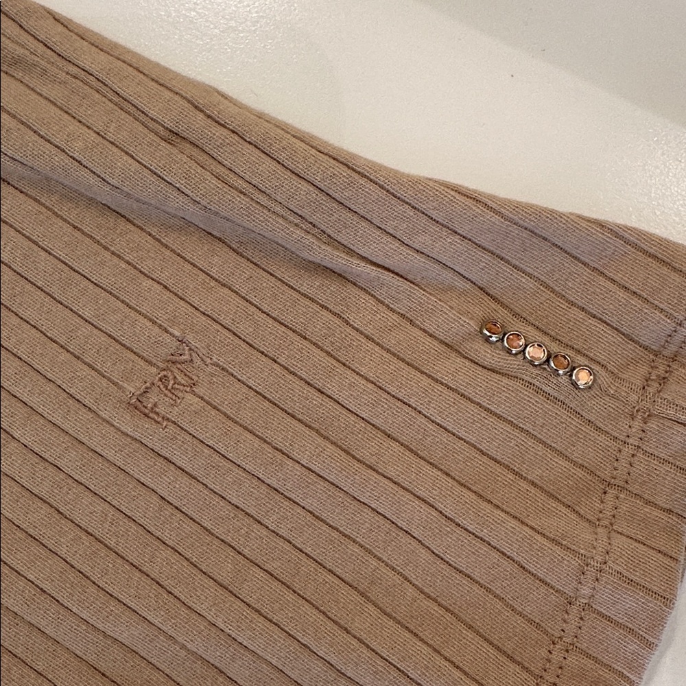 Frame Denim Ribbed Short-Sleeve Tee in Camel - Picture 3 of 5